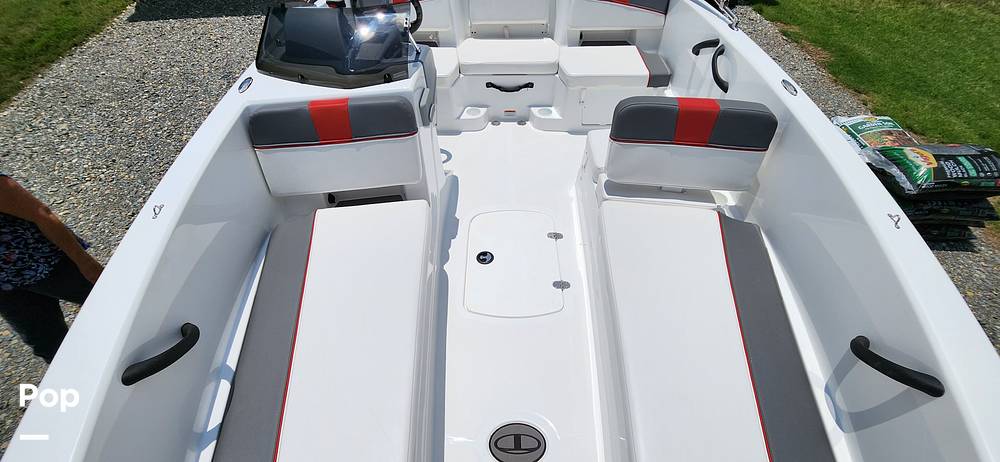 Slide: The Image of Tahoe T18 2023 - 14220762