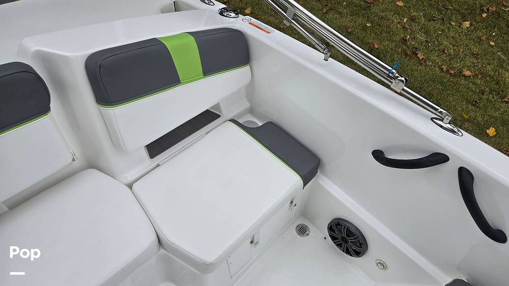 Slide: The Image of Tahoe T18 2024 - 14777648