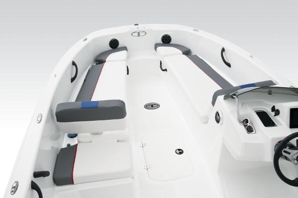 Slide: The Image of Tahoe T18 2024 - 25
