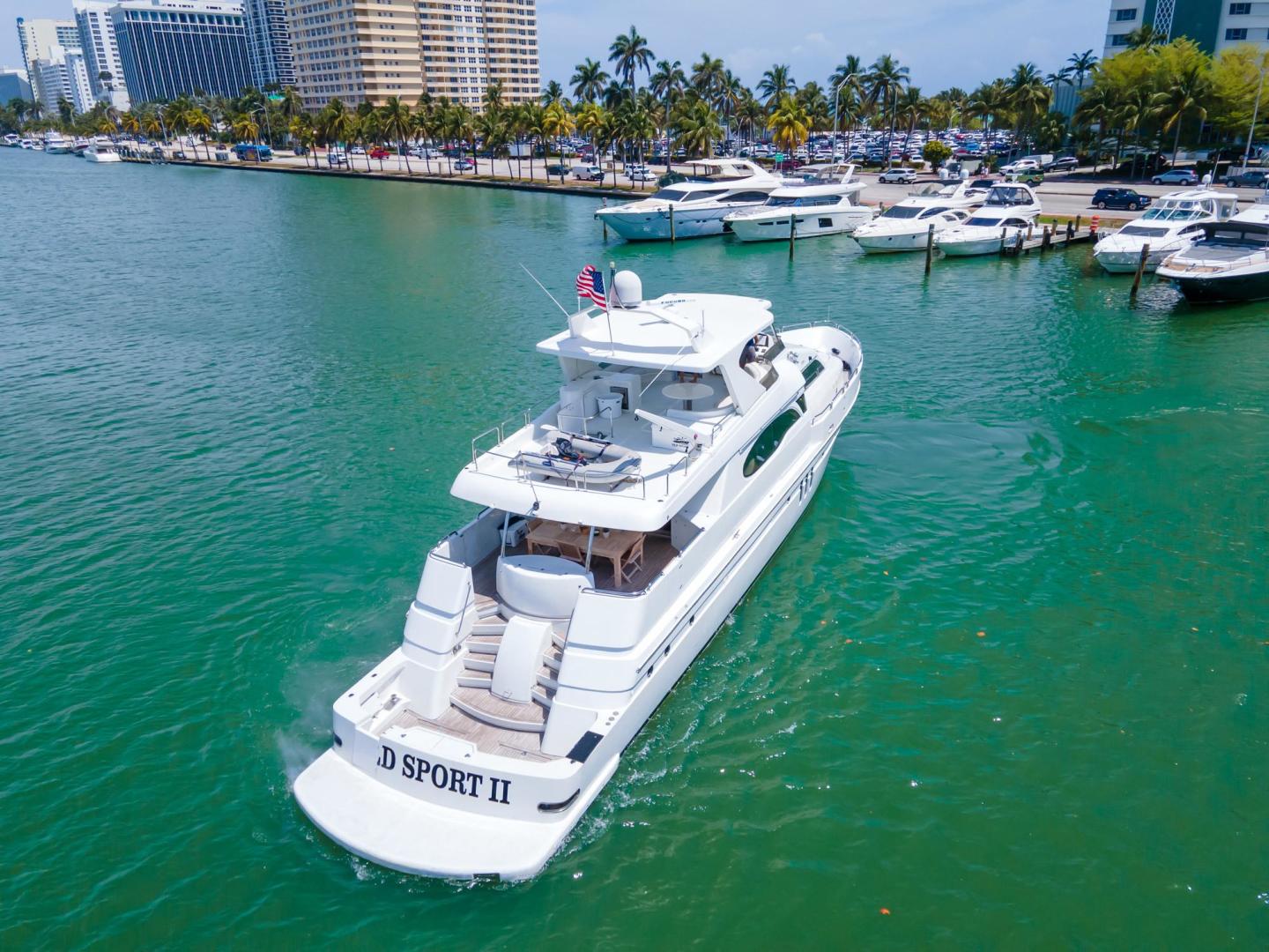 Slide: The Image of Tango COCKPIT MOTOR YACHT 2008 - 3351576