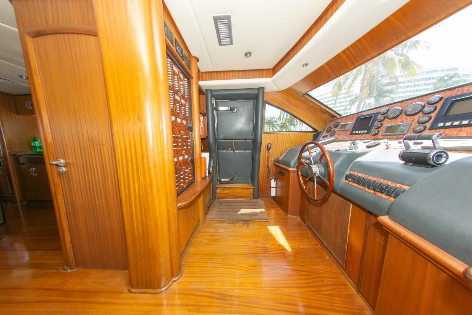 Slide: The Image of Tango COCKPIT MOTOR YACHT 2008 - 3351597