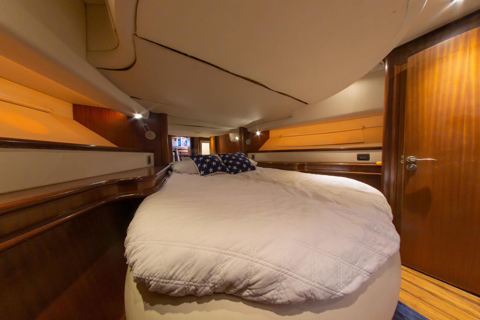 Slide: The Image of Tango COCKPIT MOTOR YACHT 2008 - 3351610