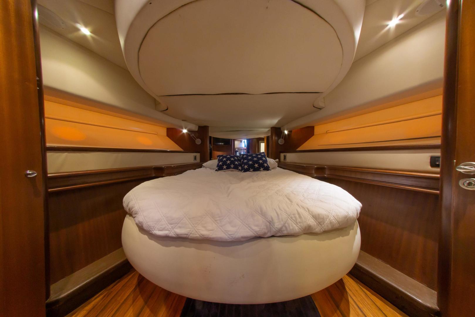 Slide: The Image of Tango COCKPIT MOTOR YACHT 2008 - 3351611