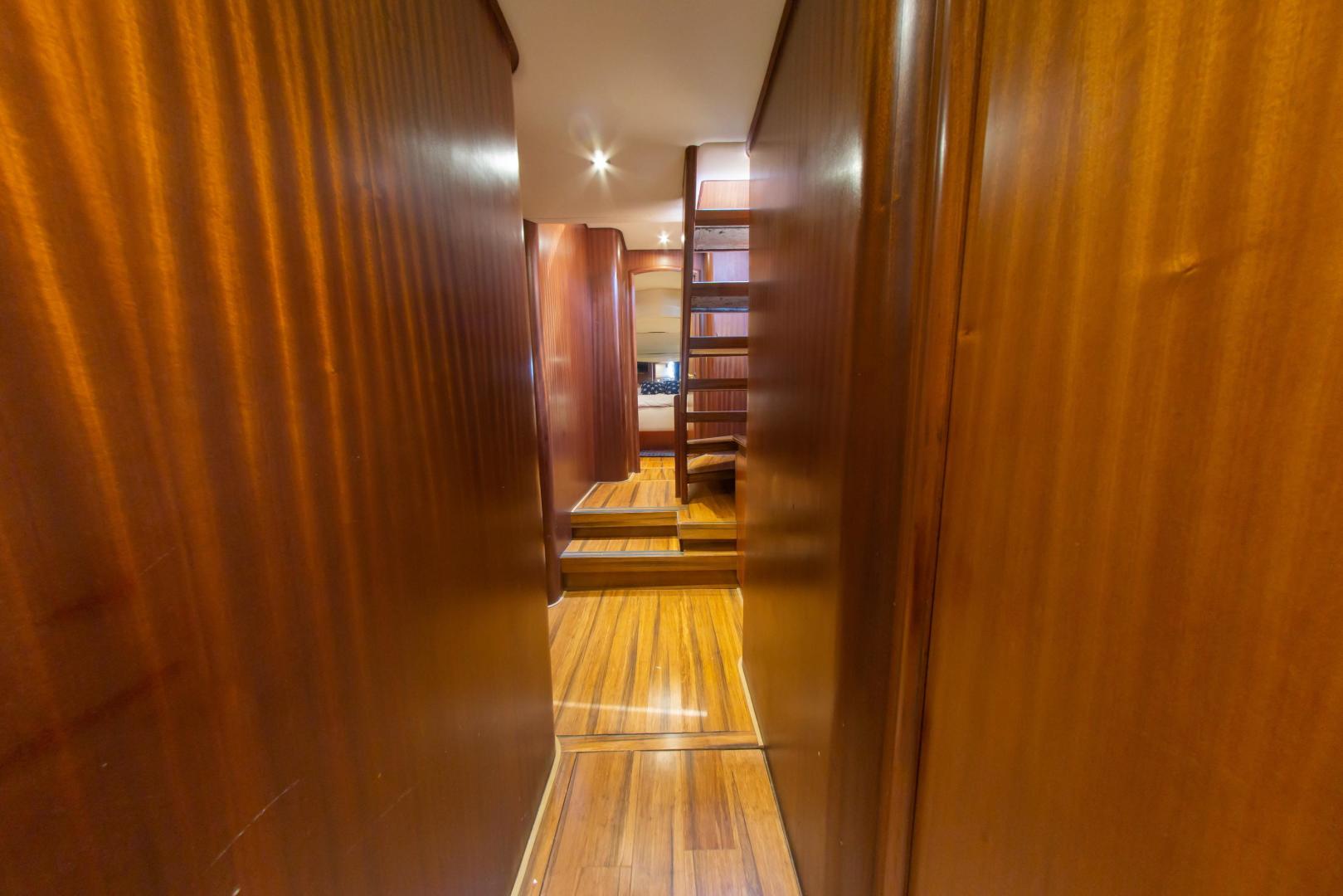 Slide: The Image of Tango COCKPIT MOTOR YACHT 2008 - 3351614