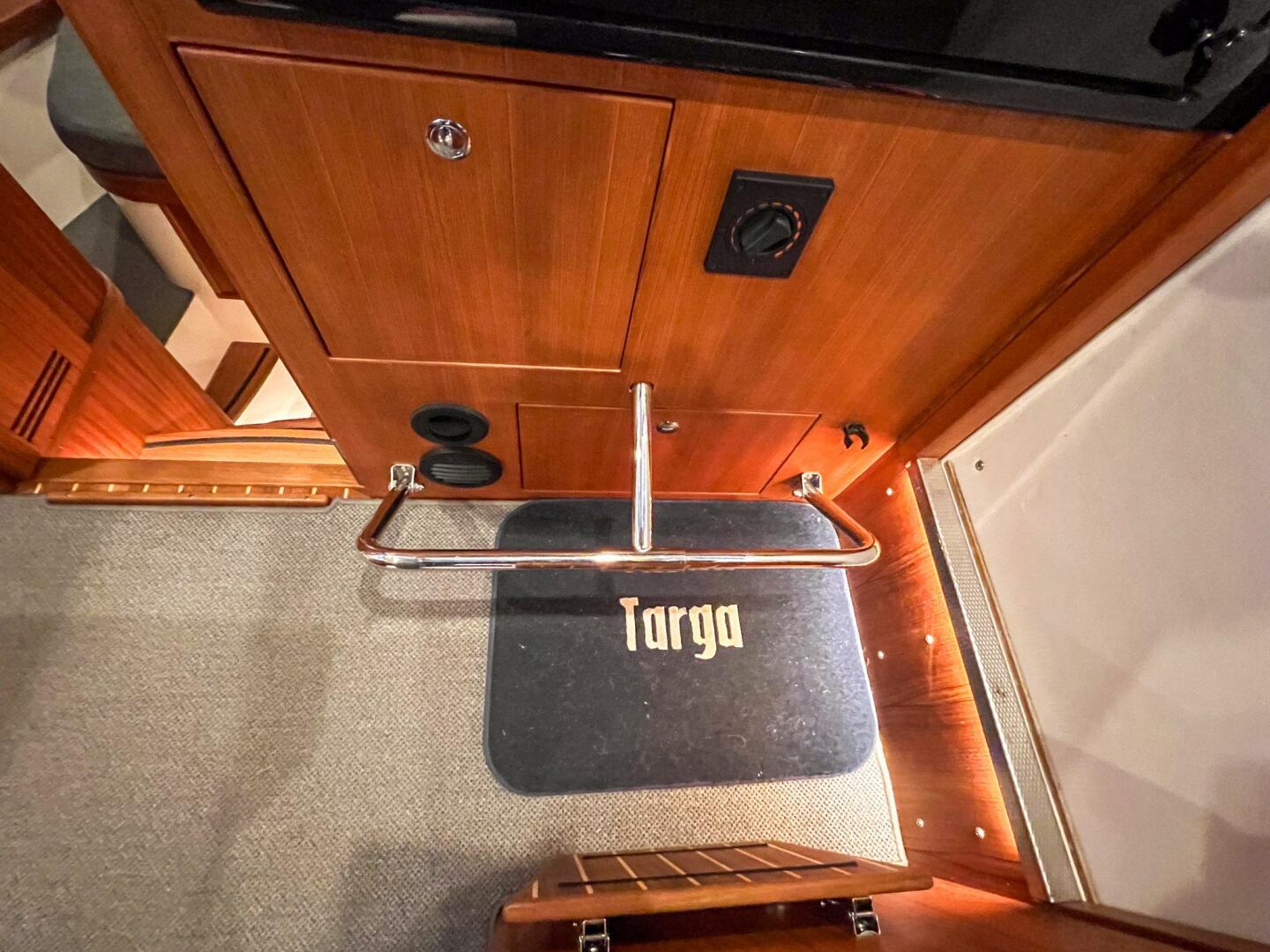 Slide: The Image of Targa 32   007   Offered For Sale   419 - 4301854