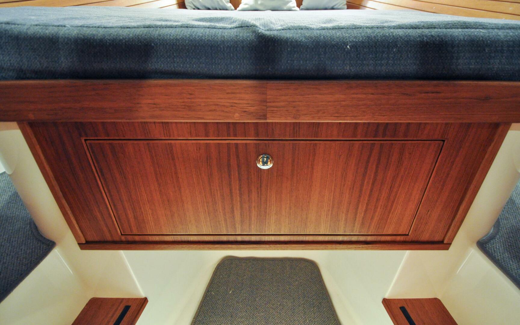 Slide: The Image of Targa 32   007   Offered For Sale   634 - 4301967