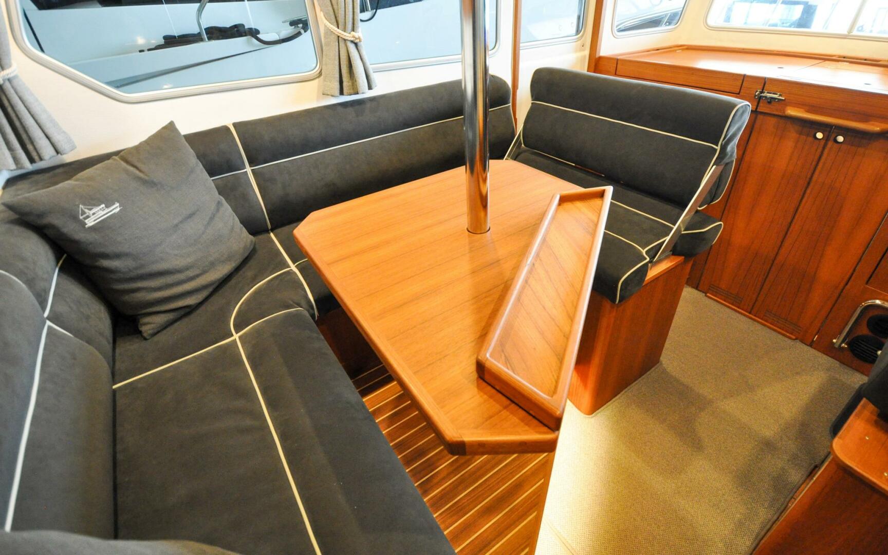 Slide: The Image of Targa 32   007   Offered For Sale   685 - 4302041