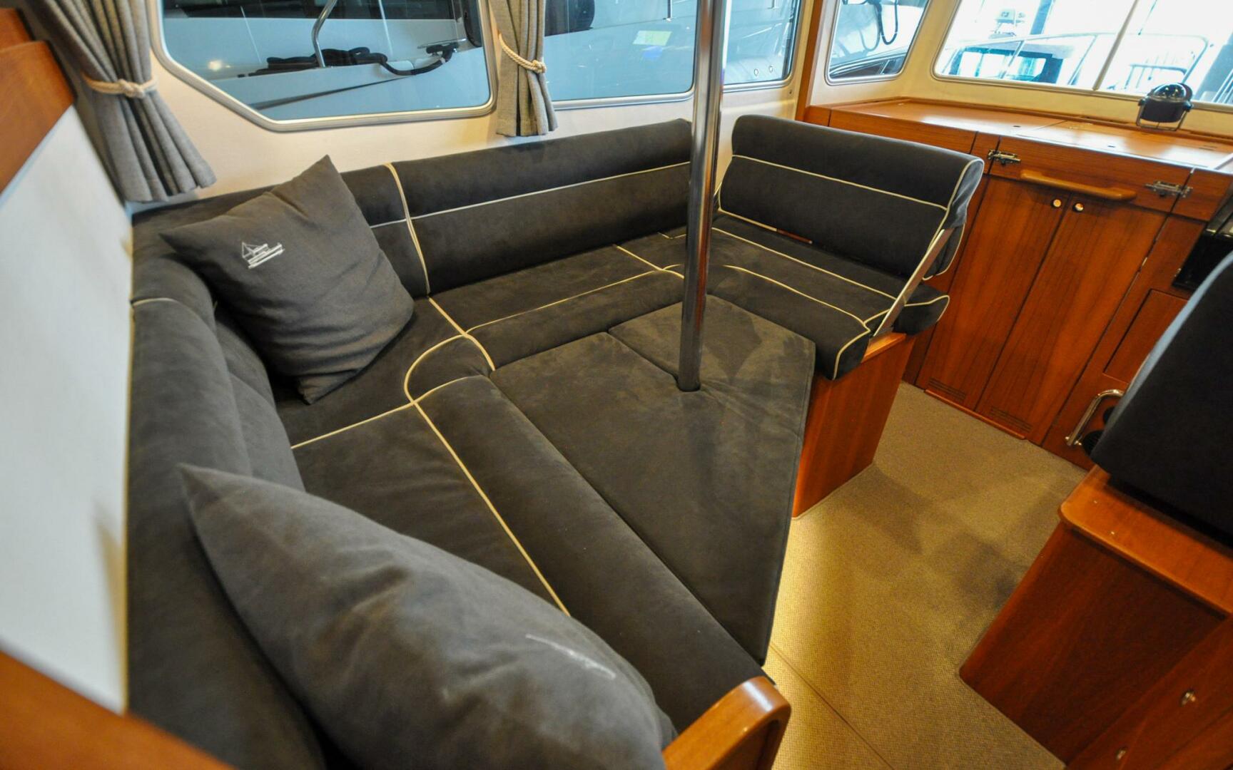 Slide: The Image of Targa 32   007   Offered For Sale   688 - 4302044
