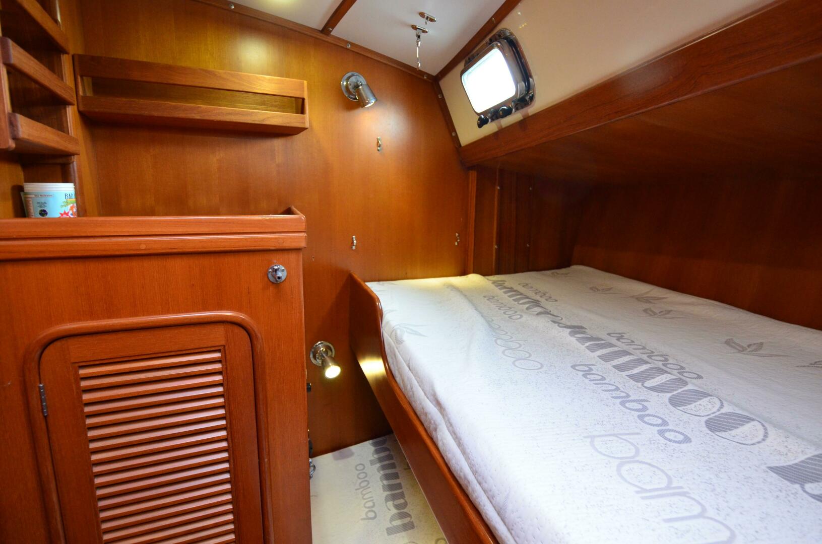 Slide: The Image of Tayana 48 2005 - 5192713