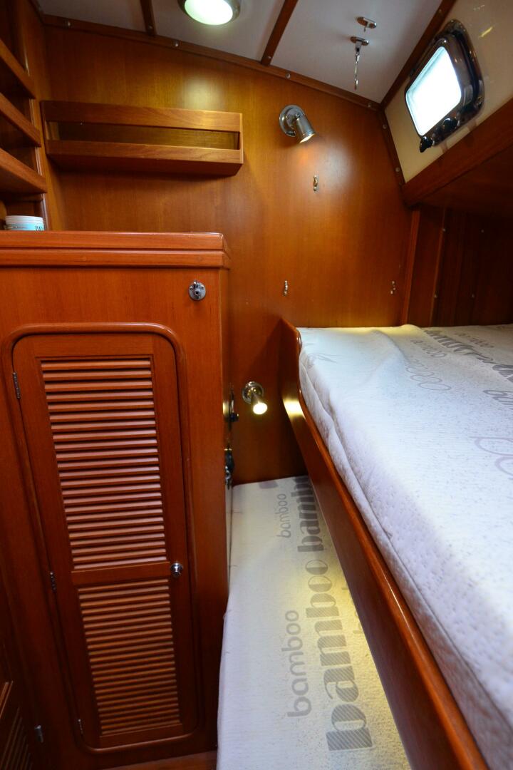 Slide: The Image of Tayana 48 2005 - 5192724