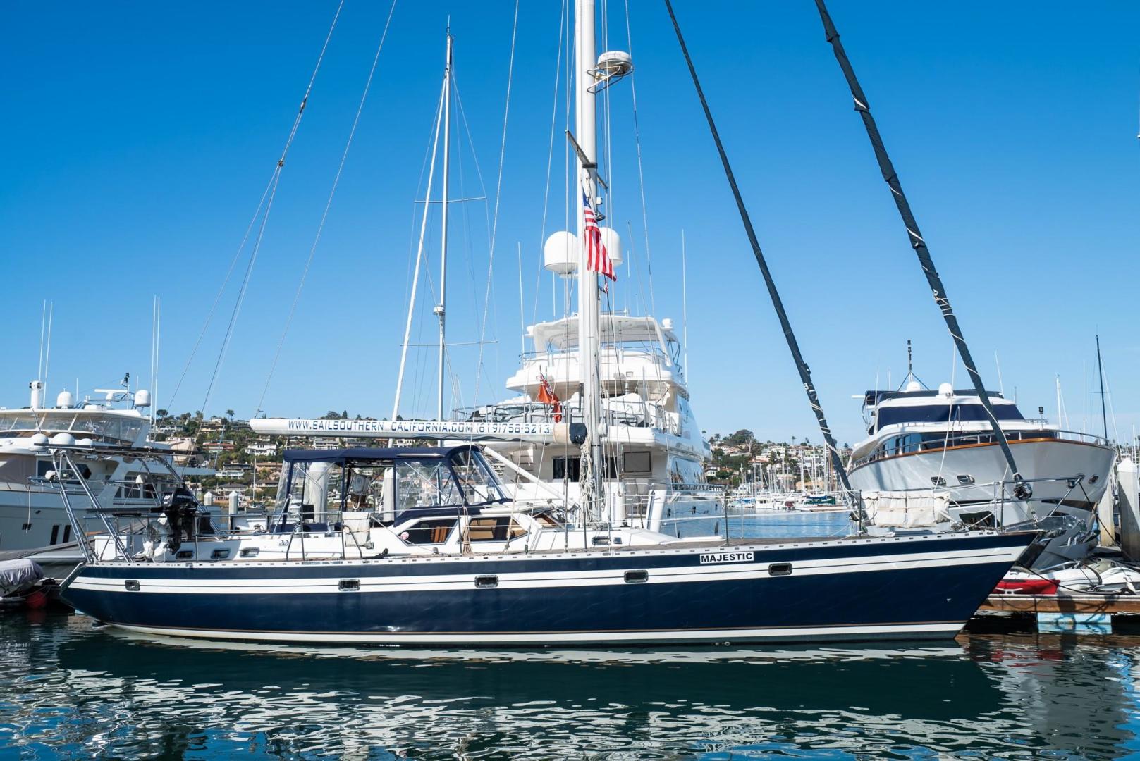 Slide: The Image of Tayana 58 Deck Saloon 2006 - 1110945