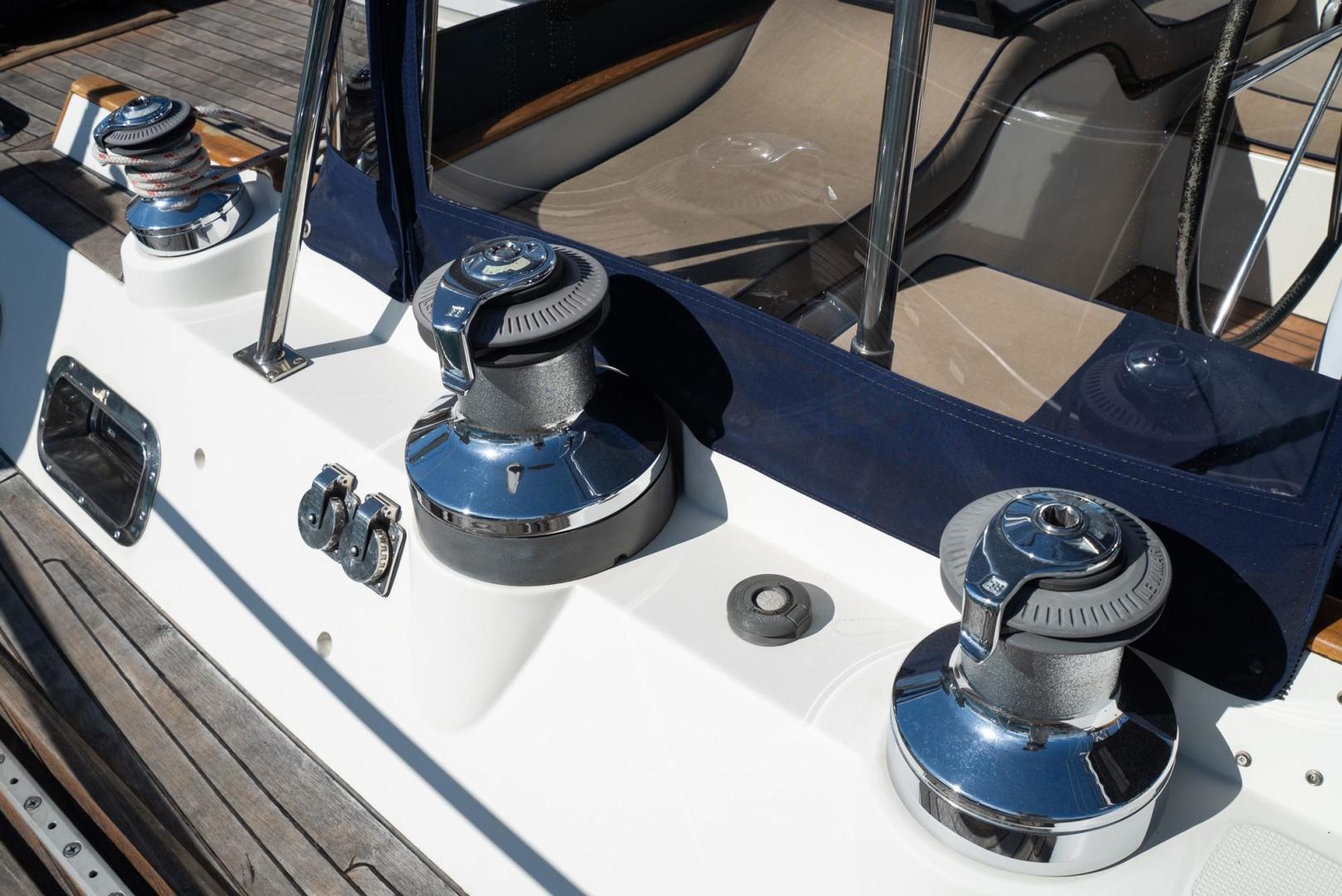 Slide: The Image of Tayana 58 Deck Saloon 2006 - 1110969