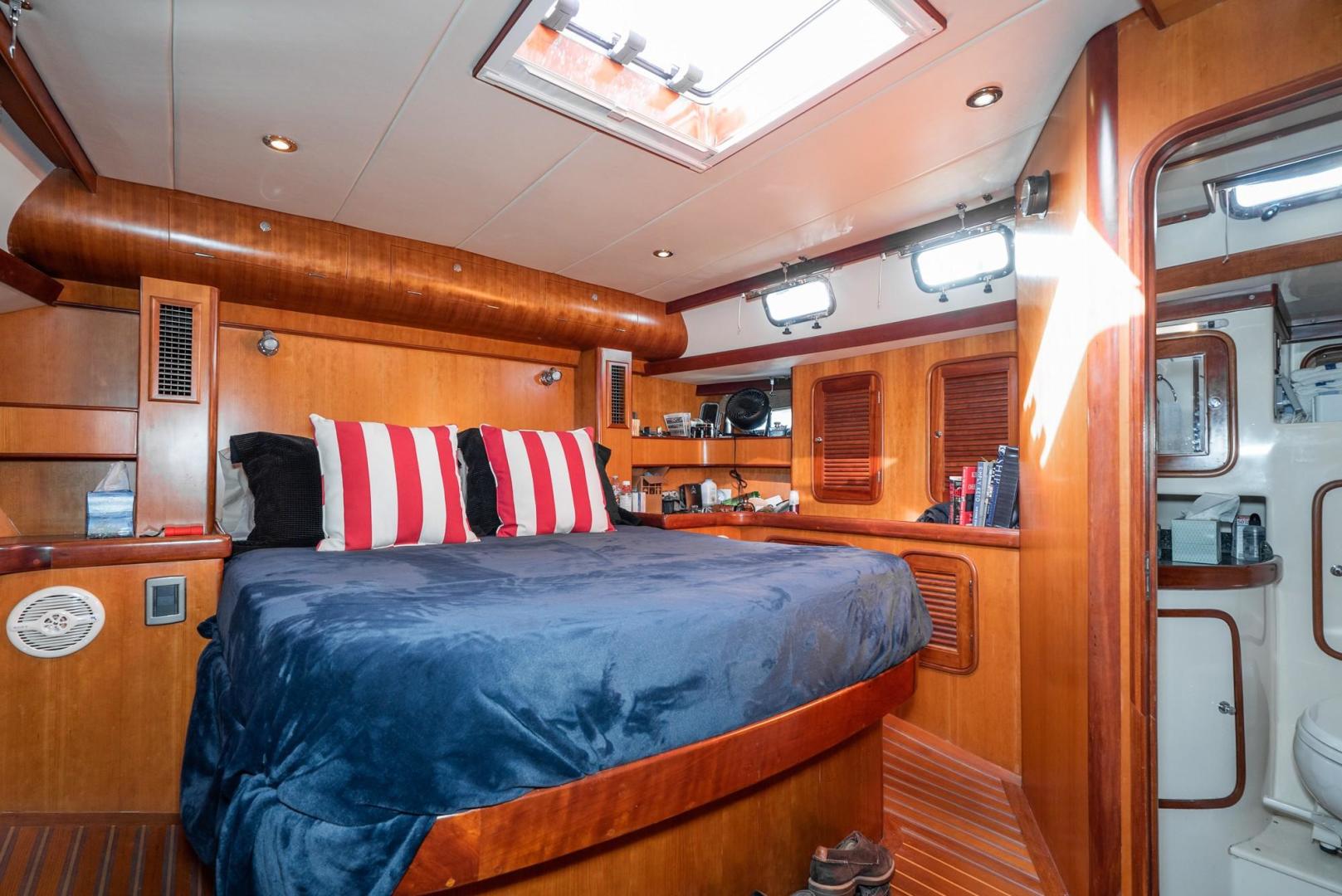 Slide: The Image of Tayana 58 Deck Saloon 2006 - 1110998
