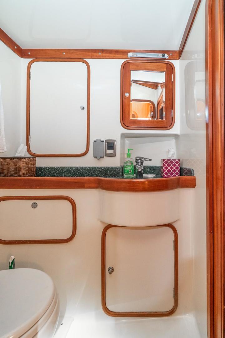 Slide: The Image of Tayana 58 Deck Saloon 2006 - 1111012