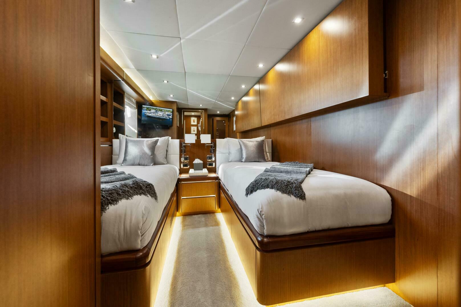 Slide: The Image of 2006 Tecnomar 35 Nadara - Twin stateroom - 4112724