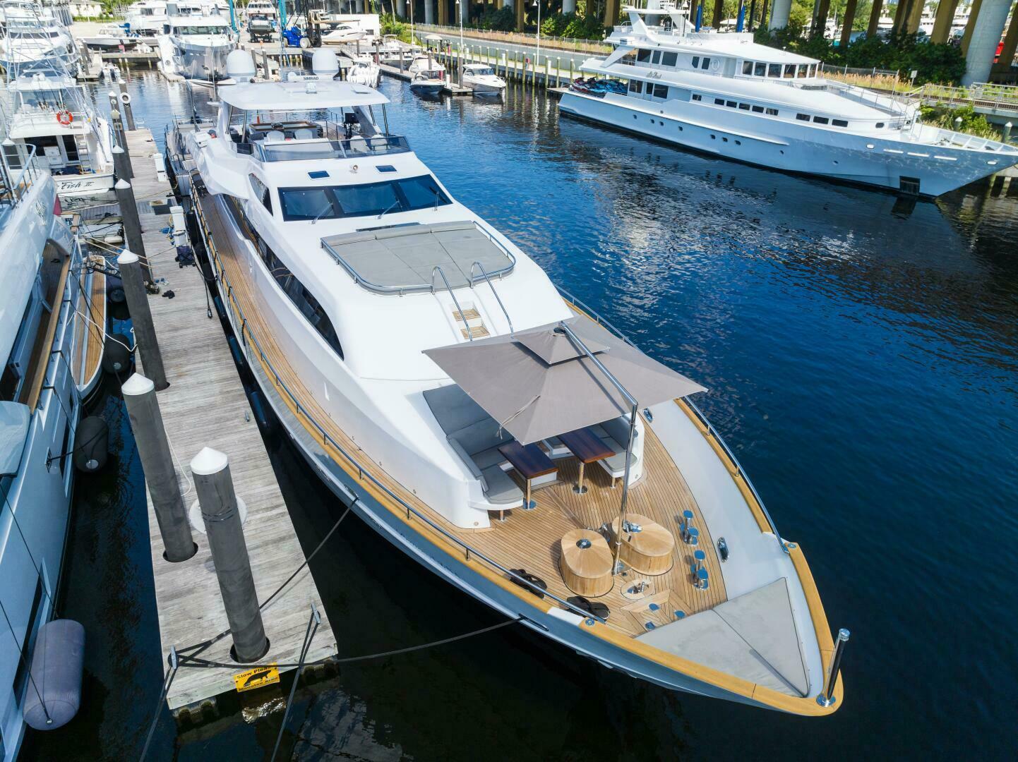 Slide: The Image of 2006 Tecnomar 35 Nadara - Bow - 4112839