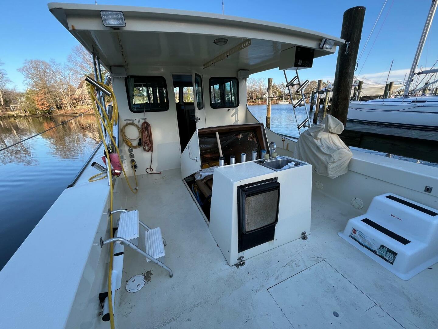 Slide: The Image of Thomas Bay Built 2000 - 5157364