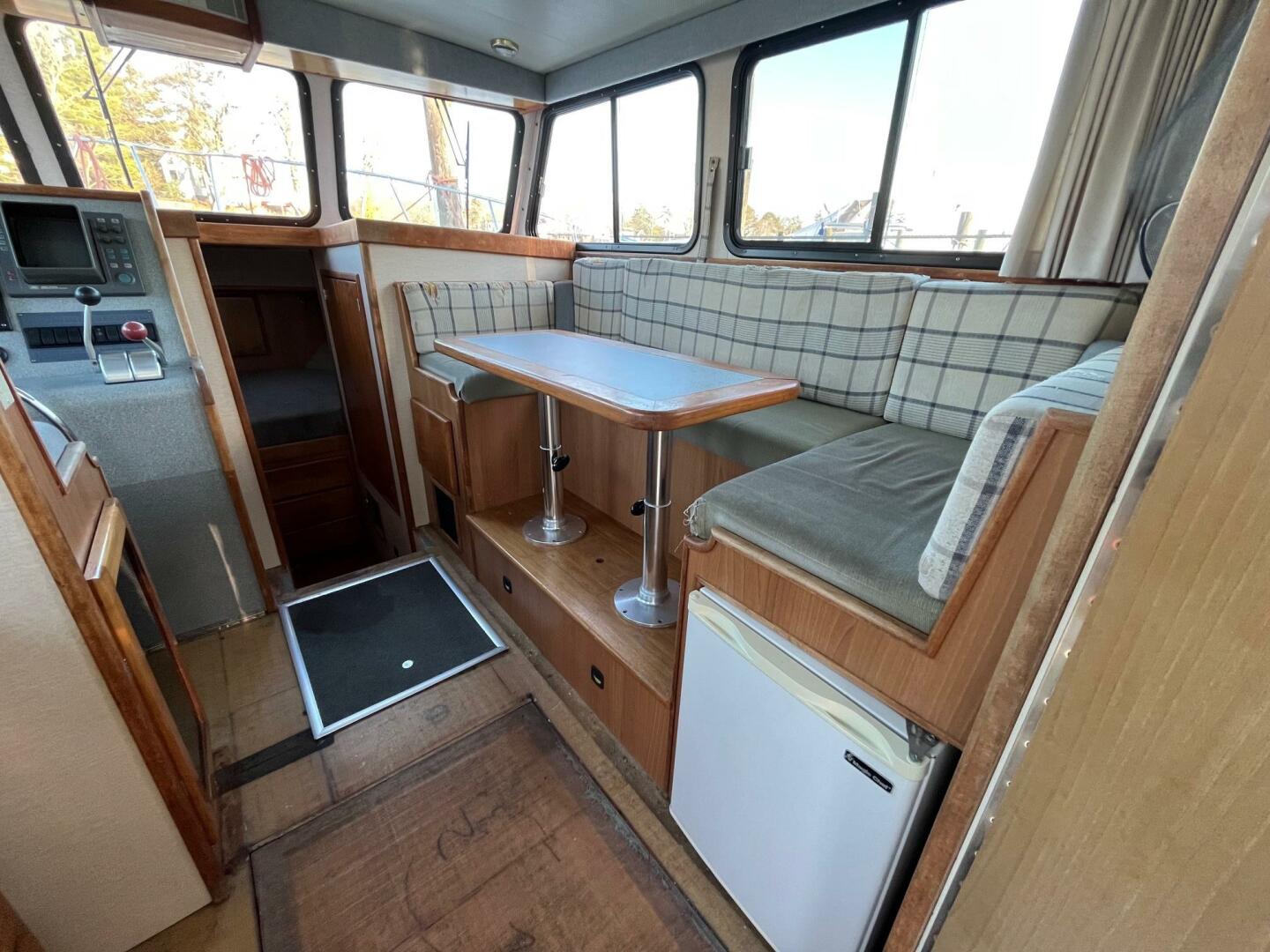 Slide: The Image of Thomas Bay Built 2000 - 5157403