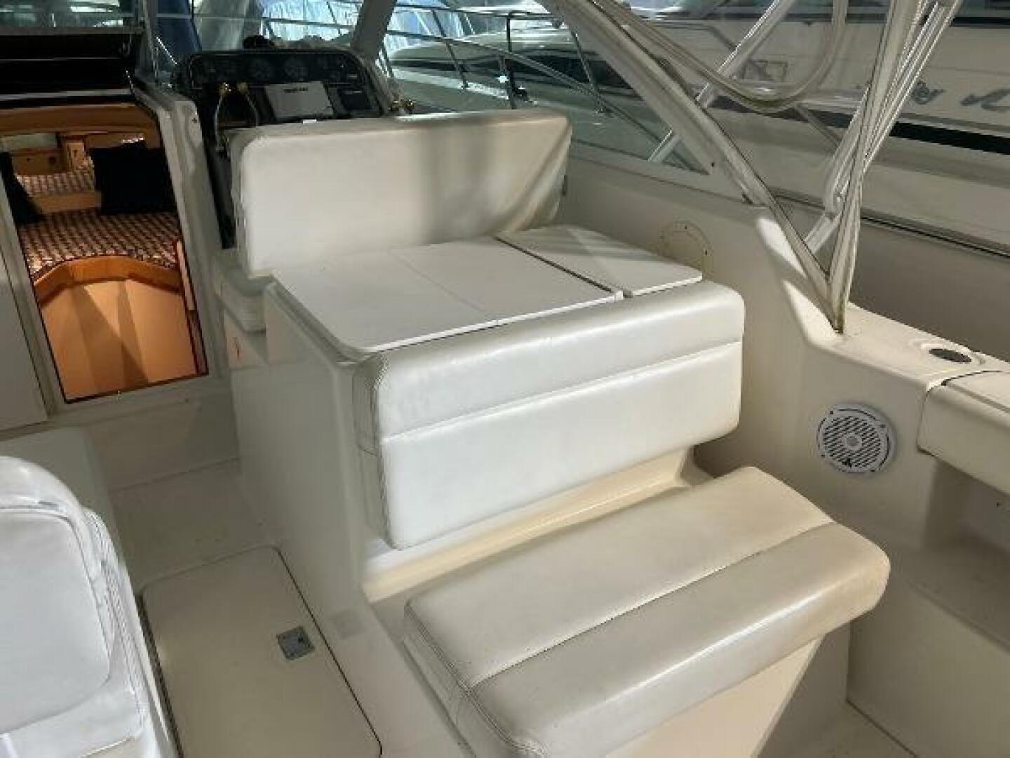 Slide: The Image of Tiara 29 2000 - 5150078