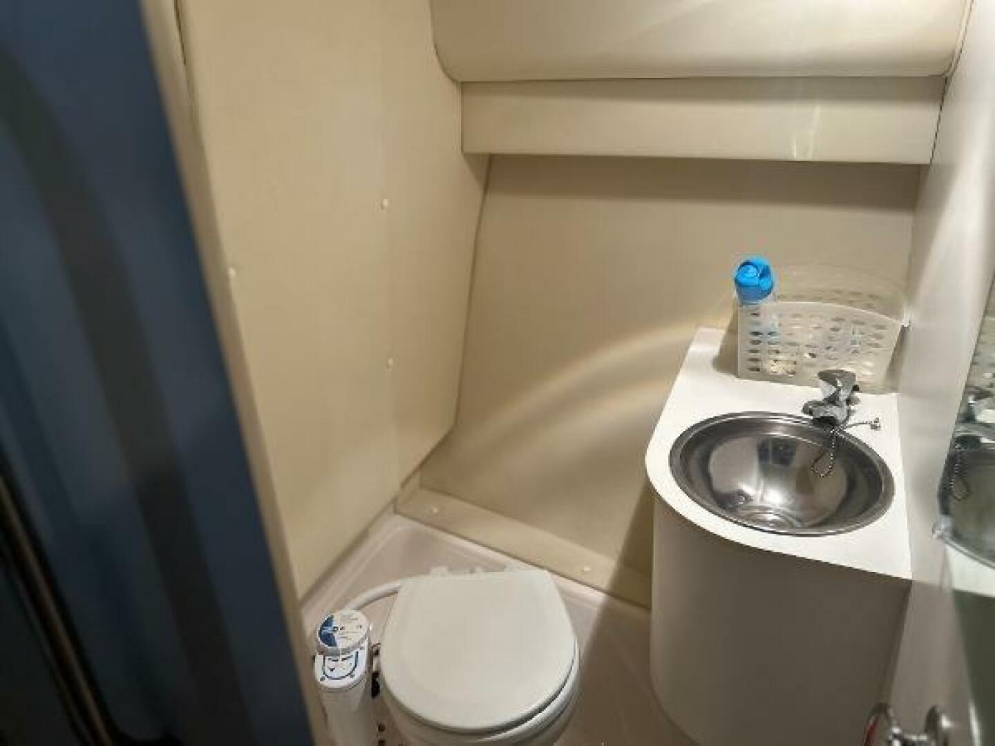 Slide: The Image of Tiara 29 2000 - 5150087