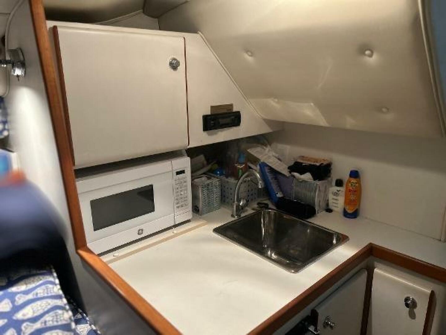 Slide: The Image of Tiara 29 2000 - 5150088