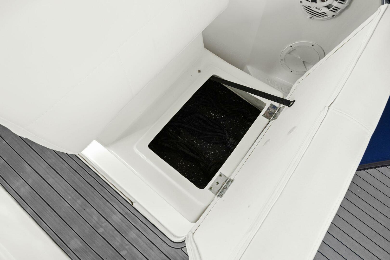 Slide: The Image of Tiara 2900 Open 2005 - 4863444