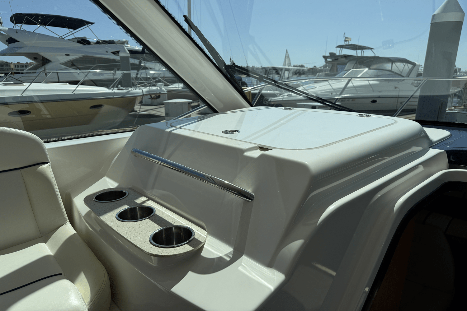 Slide: The Image of Tiara 3000 OPEN 2007 - 11