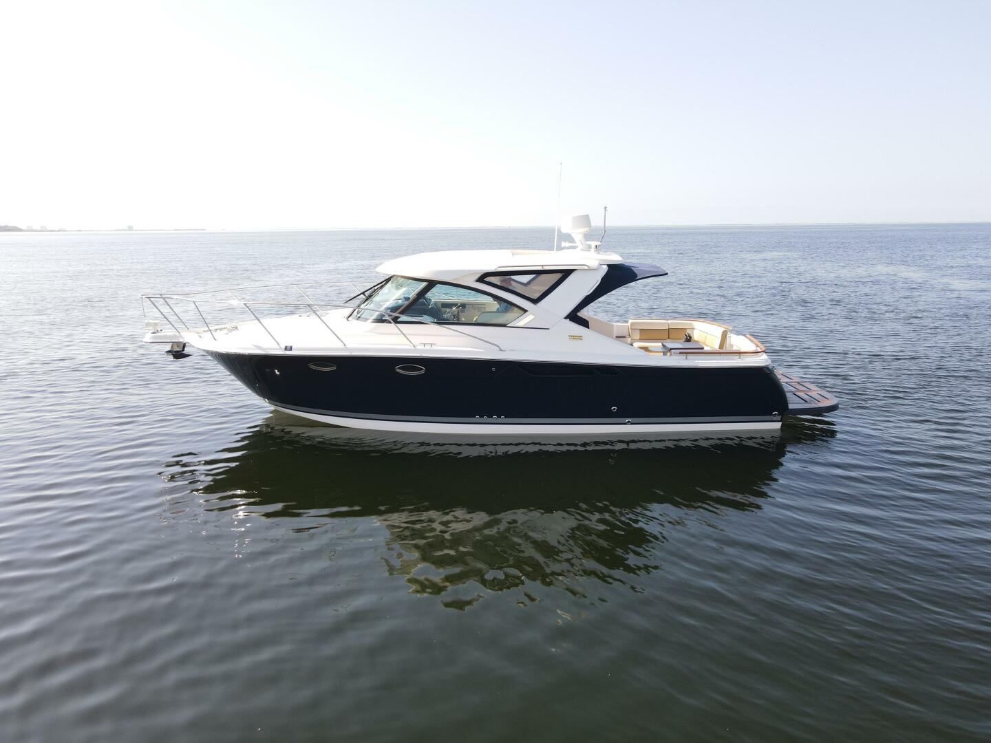 Slide: The Image of 2014 Tiara Yachts 3100 Coronet- YOU ME & SOB-  - 5266940