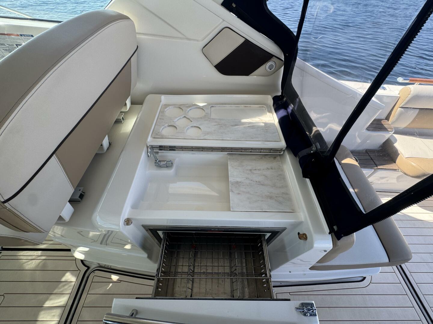 Slide: The Image of 2014 Tiara Yachts 3100 Coronet- YOU ME & SOB- Grilling Station - 5266952
