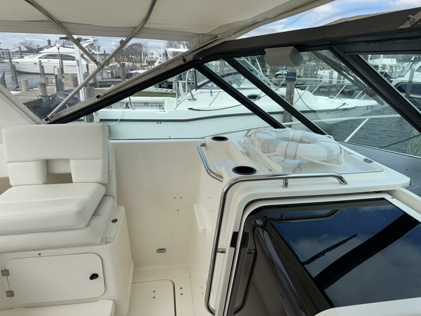 Slide: The Image of Tiara 3100 Open 2000 - 5271522