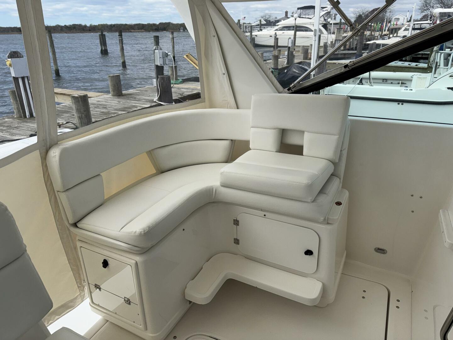 Slide: The Image of Tiara 3100 Open 2000 - 5271523