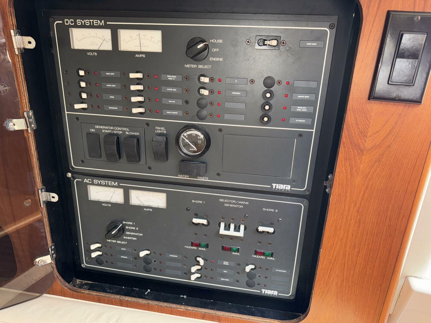 Slide: The Image of Tiara 3100 Open 2000 - 5271536