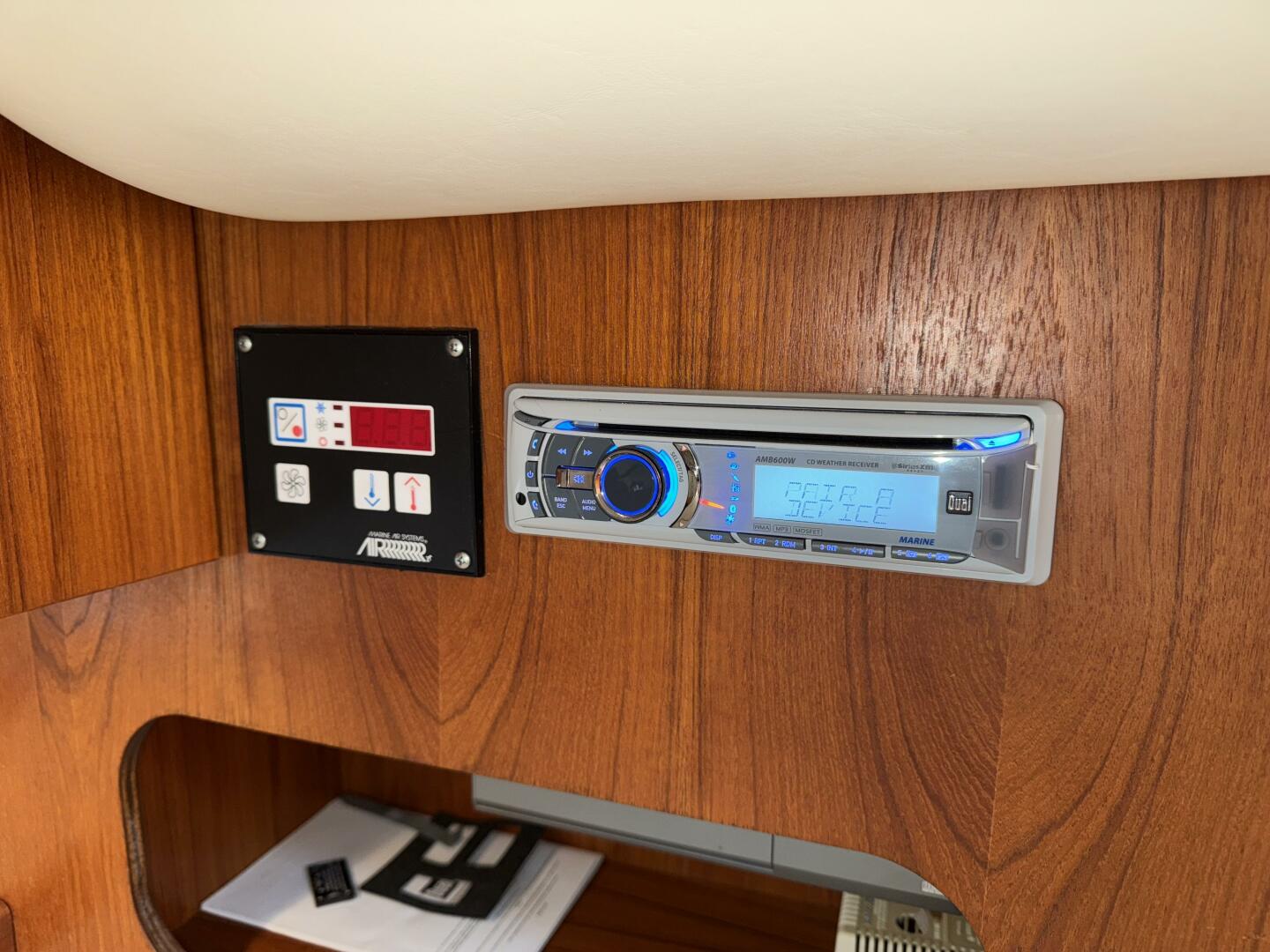 Slide: The Image of Tiara 3100 Open 2000 - 5271539