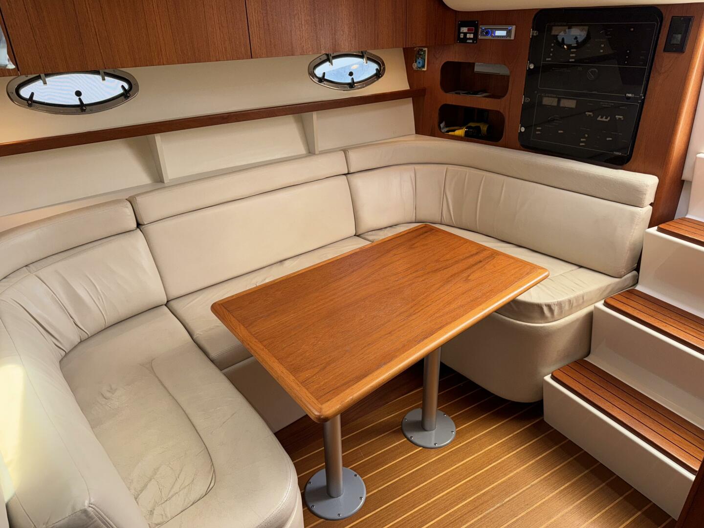 Slide: The Image of Tiara 3100 Open 2000 - 5271541