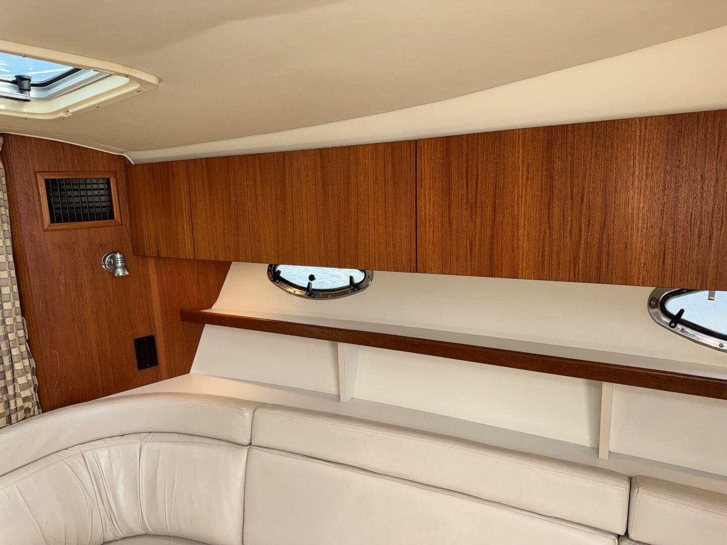 Slide: The Image of Tiara 3100 Open 2000 - 5271543