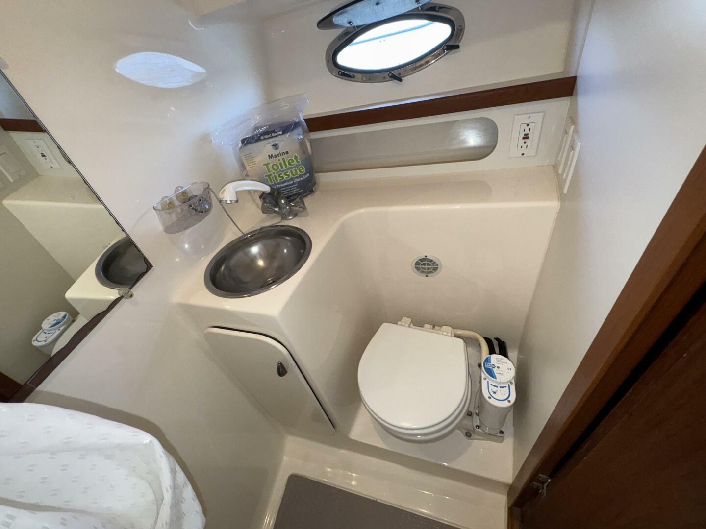 Slide: The Image of Tiara 3100 Open 2000 - 5271579