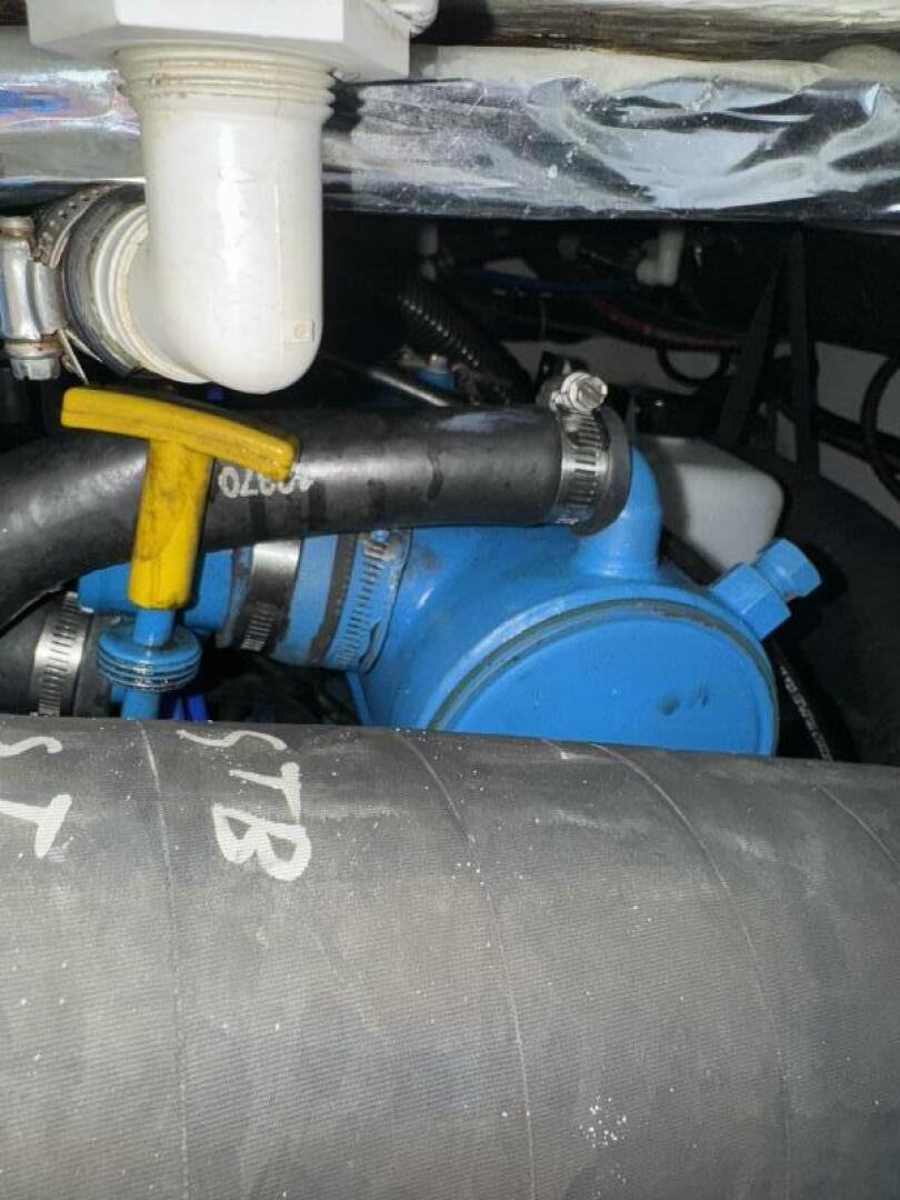 Slide: The Image of Tiara 3100 Open 2000 - 5271593