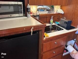 Slide: The Image of Seller's Photo - 15507773