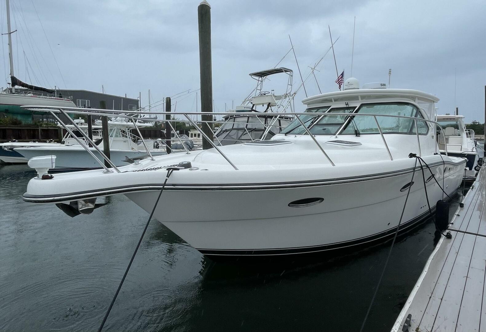 Slide: The Image of Tiara 3200 Open 2009 - 4194858