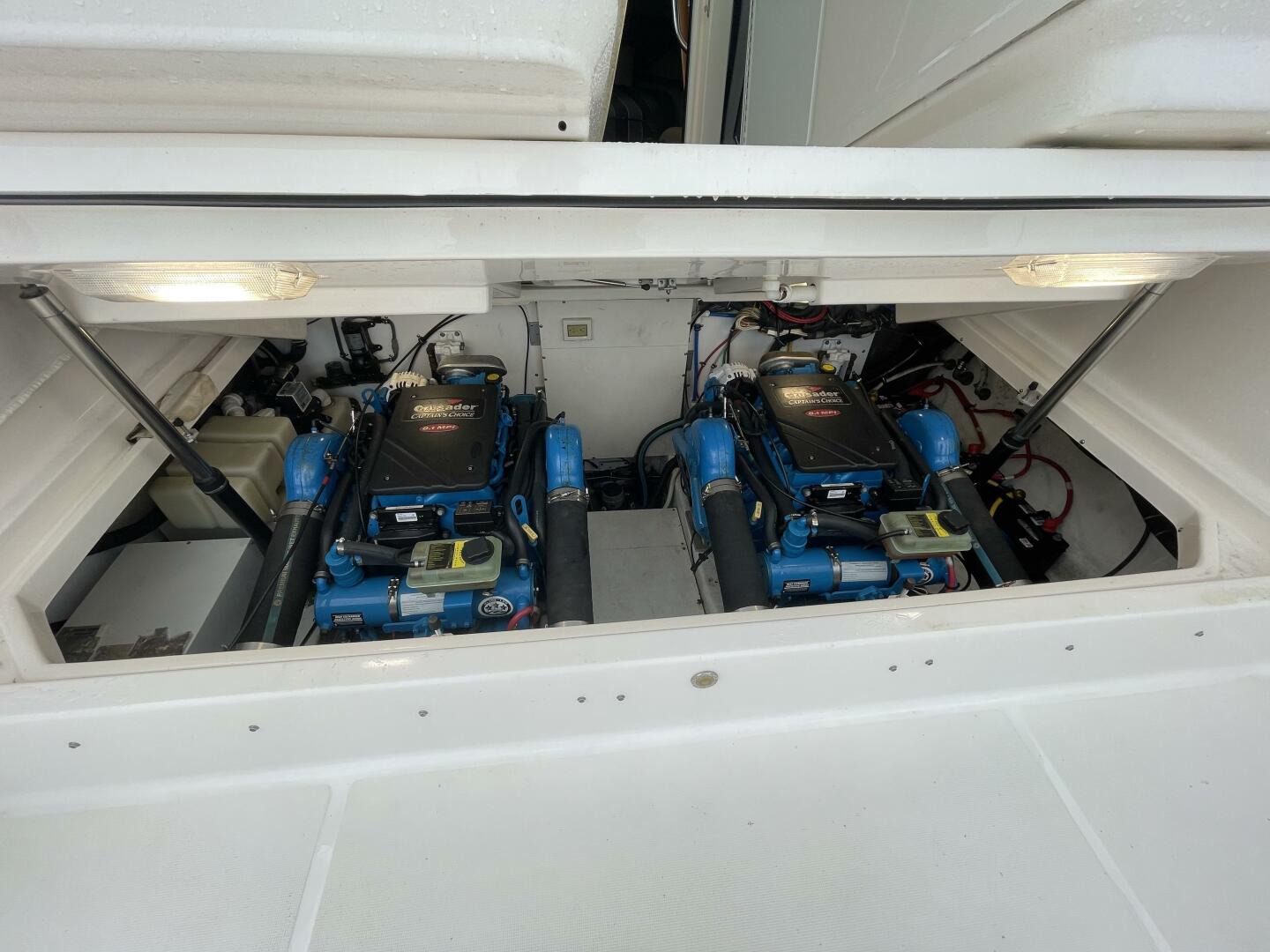 Slide: The Image of Tiara 3200 Open 2009 - 4194999