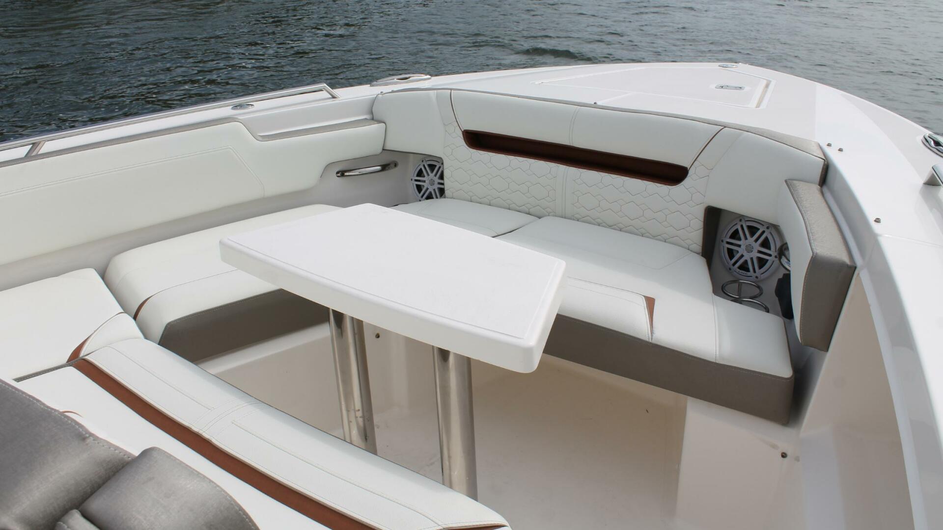 Slide: The Image of Bow Seating & Table - 5073890