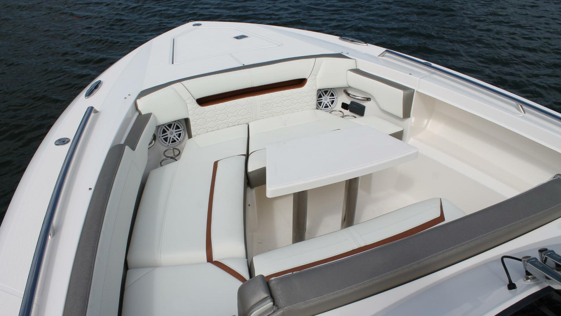 Slide: The Image of Bow Seating & Table - 5073895