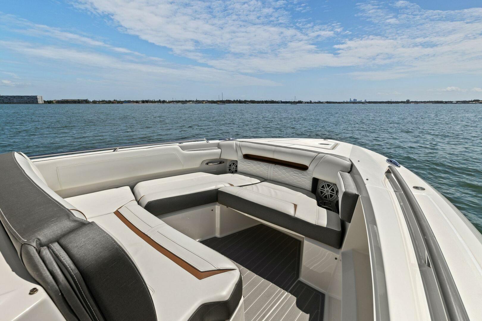 Slide: The Image of 2021 Tiara Yachts 34 Sport LS - Bow - 5444129