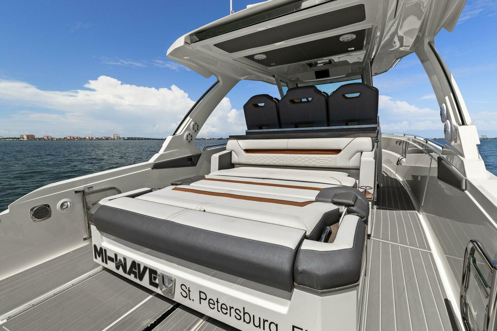 Slide: The Image of 2021 Tiara Yachts 34 Sport LS - Stern - 5444144