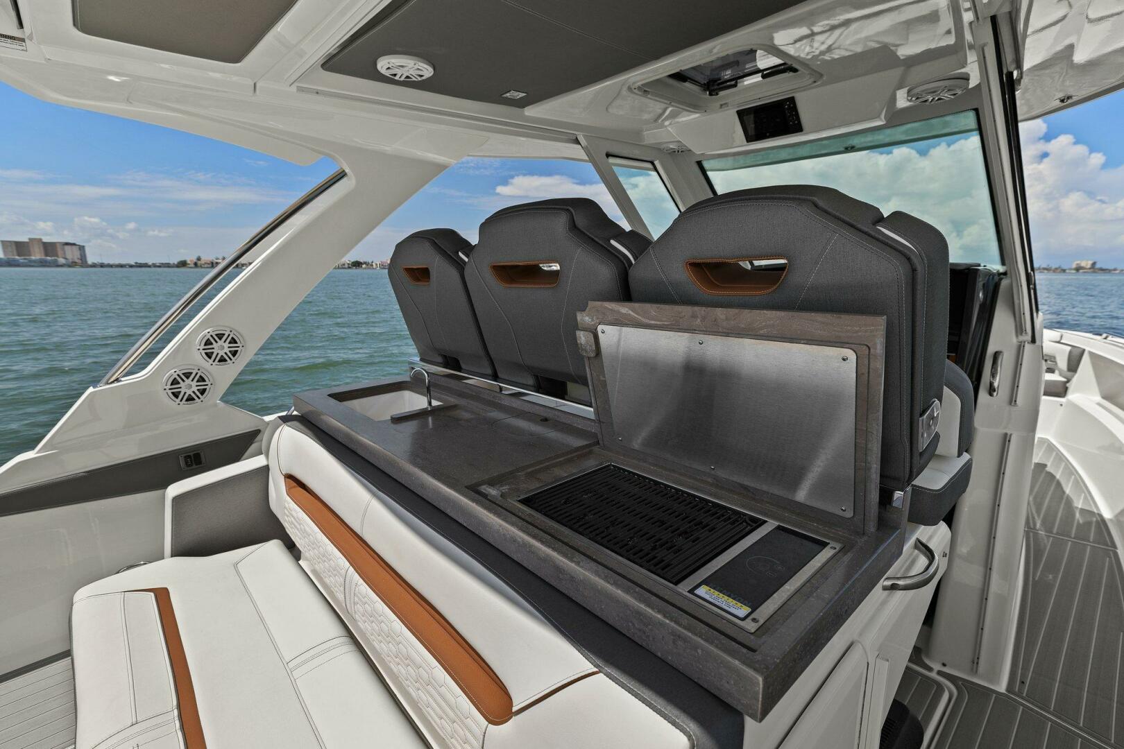 Slide: The Image of 2021 Tiara Yachts 34 Sport LS - Stern - 5444147