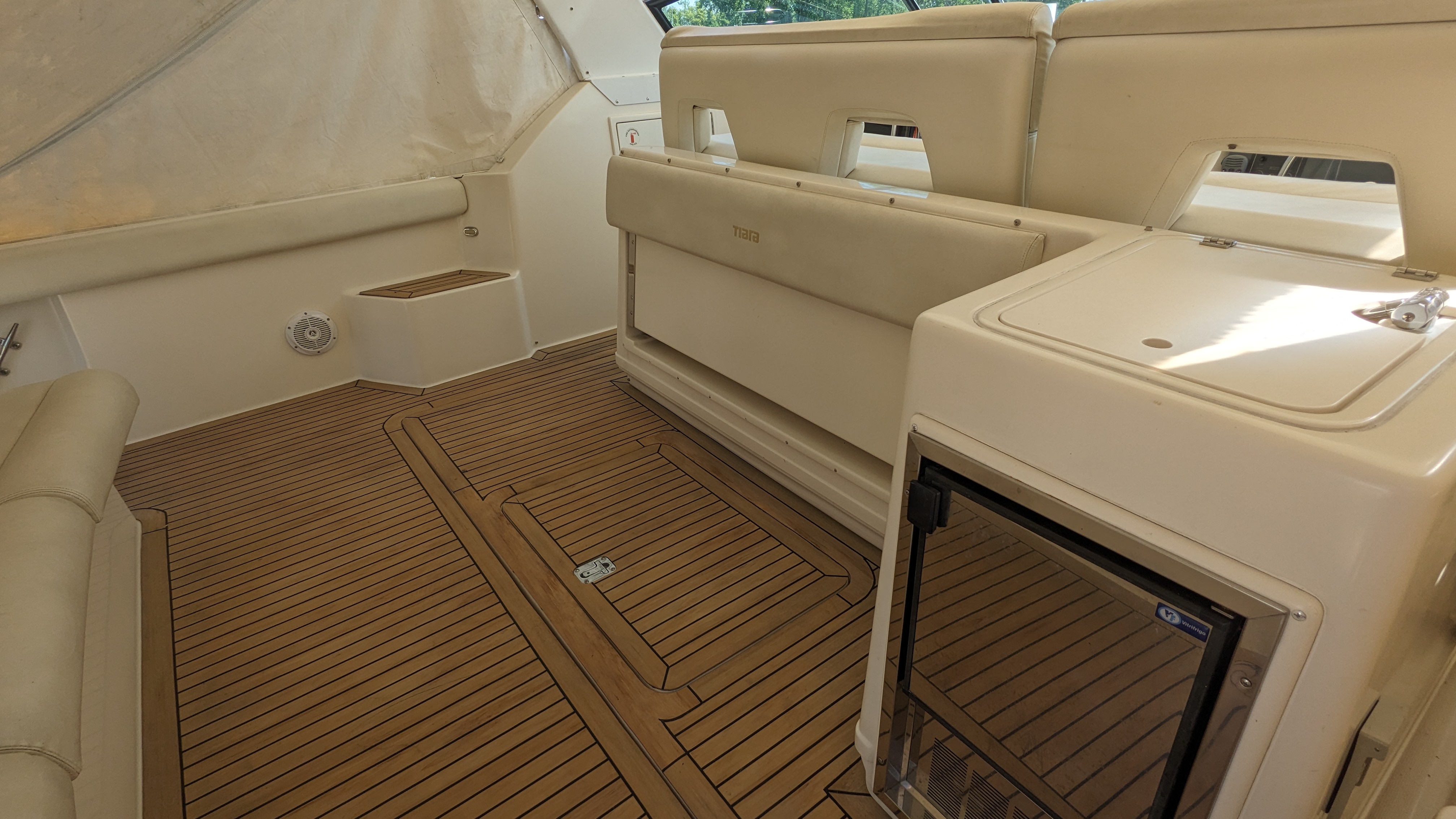 Slide: The Image of Tiara 3500 EXPRESS 1997 - 15