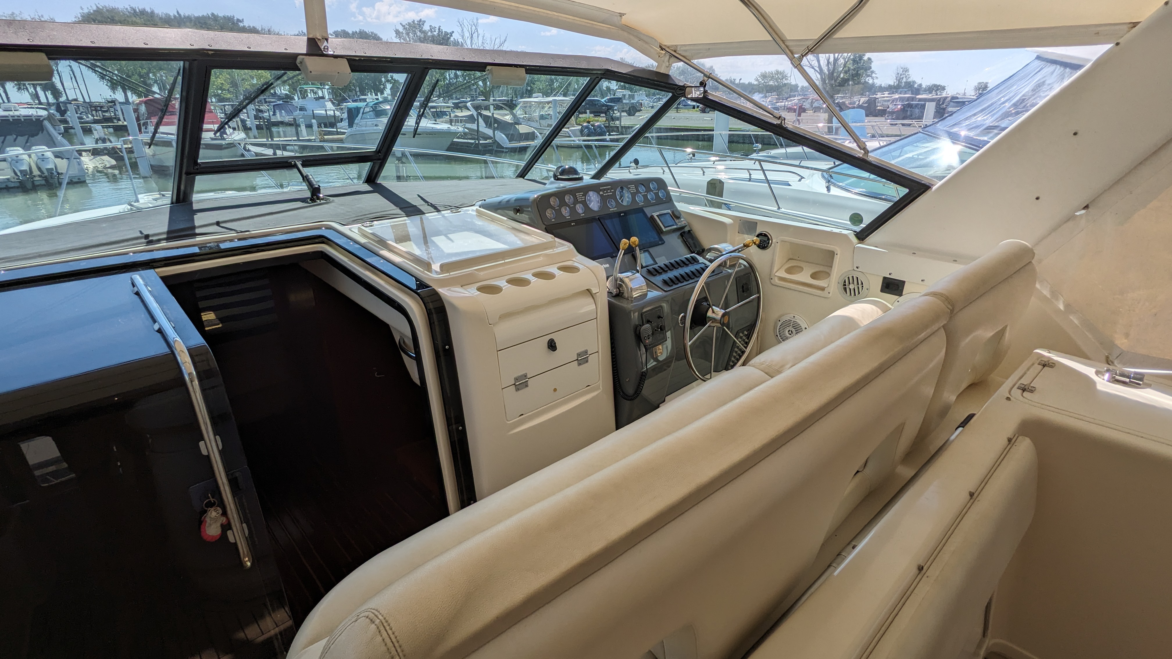 Slide: The Image of Tiara 3500 EXPRESS 1997 - 16