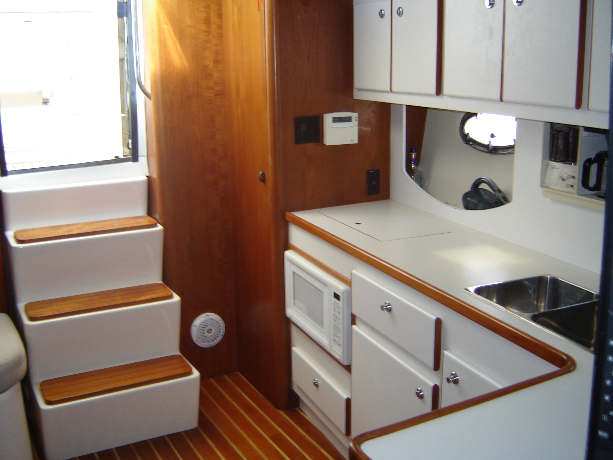 Slide: The Image of Tiara 3500 EXPRESS 1997 - 24