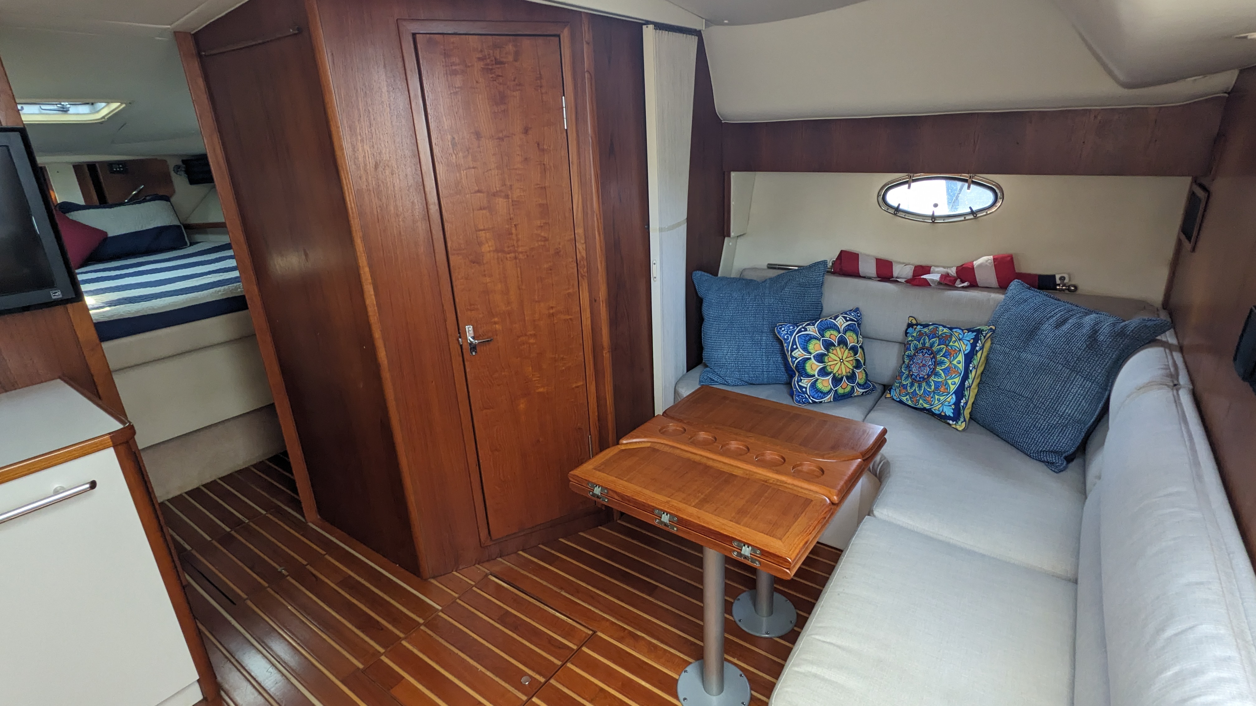 Slide: The Image of Tiara 3500 EXPRESS 1997 - 29