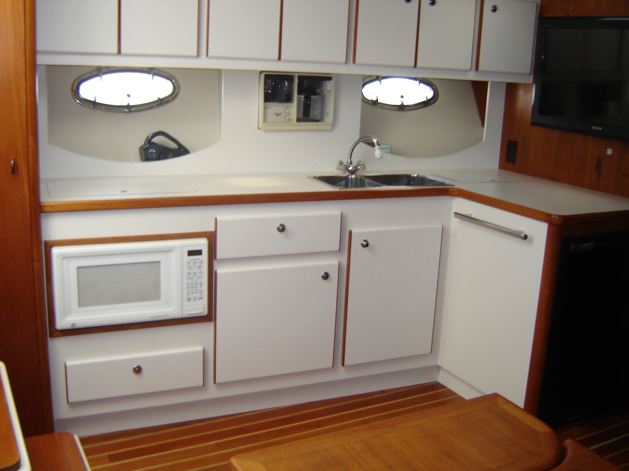 Slide: The Image of Tiara 3500 EXPRESS 1997 - 35